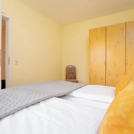 Apartment Haus Am Huegel Malente